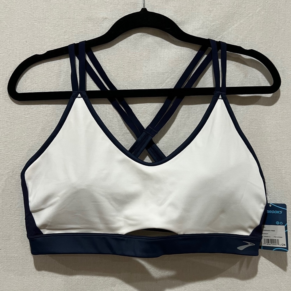 Brooks sports bra